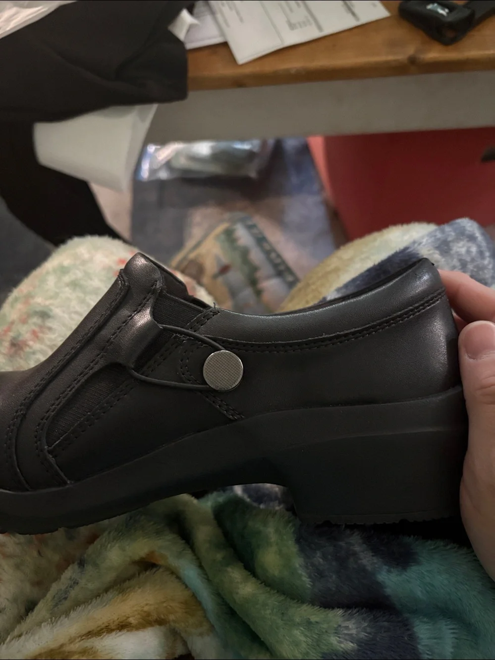Clarks Collection Women's Angie Holly Black preowned Sz. 8 1/2